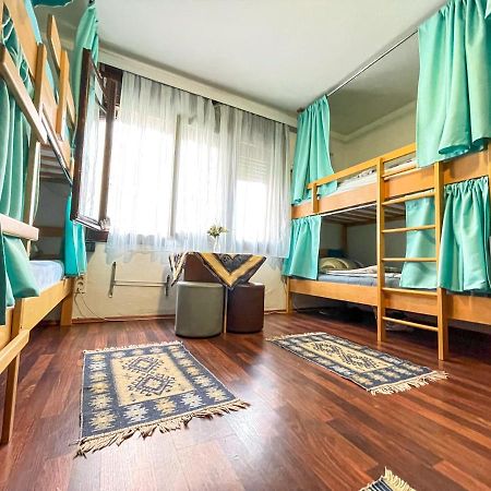 Hi Skopje Hostel ภายนอก รูปภาพ