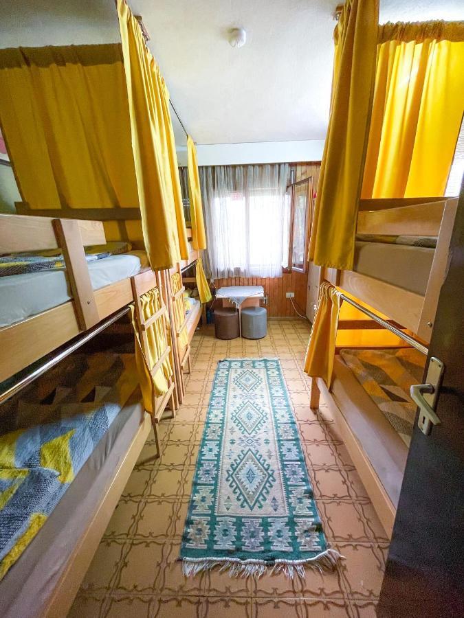 Hi Skopje Hostel ภายนอก รูปภาพ